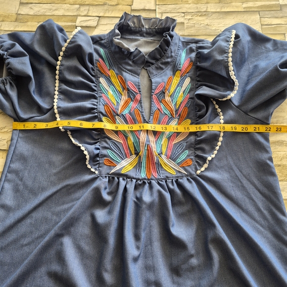Fashion Blouse Size XL Denim Embroidered Boho Peasant Puff Sleeves Cottagecore - Picture 3 of 9